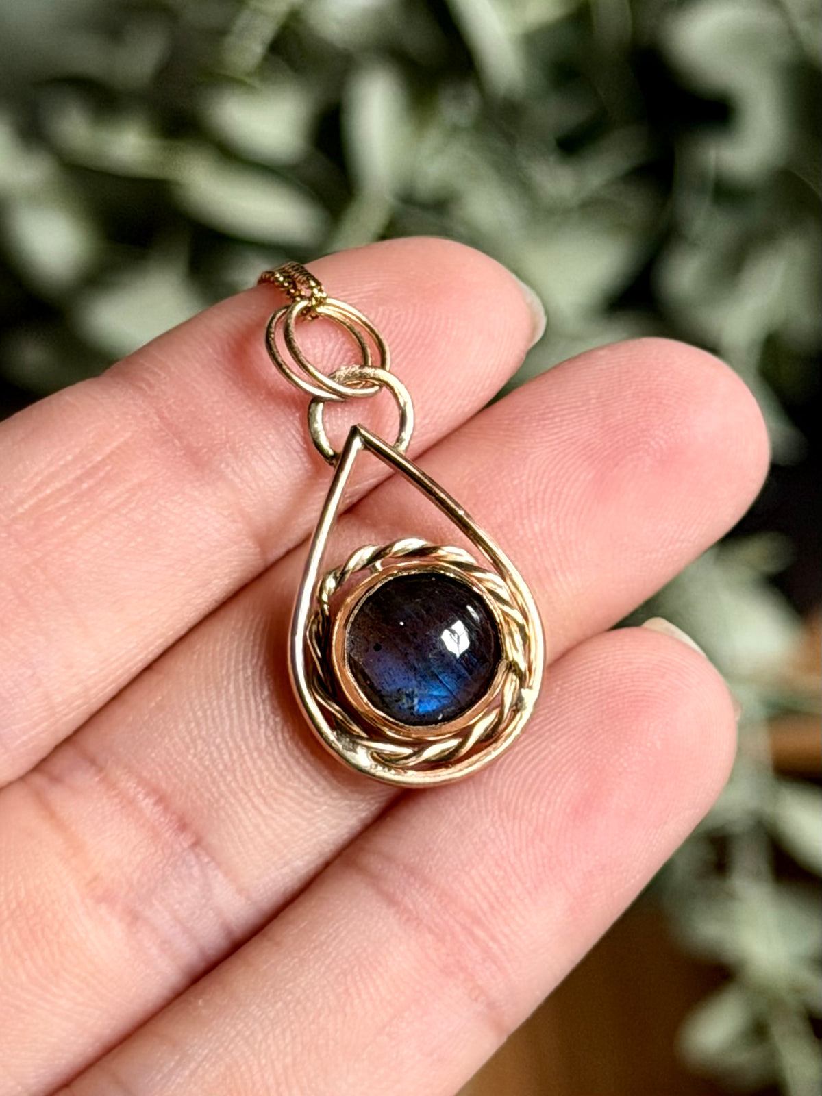 Labradorite Pendant